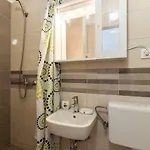 Suzi شقة